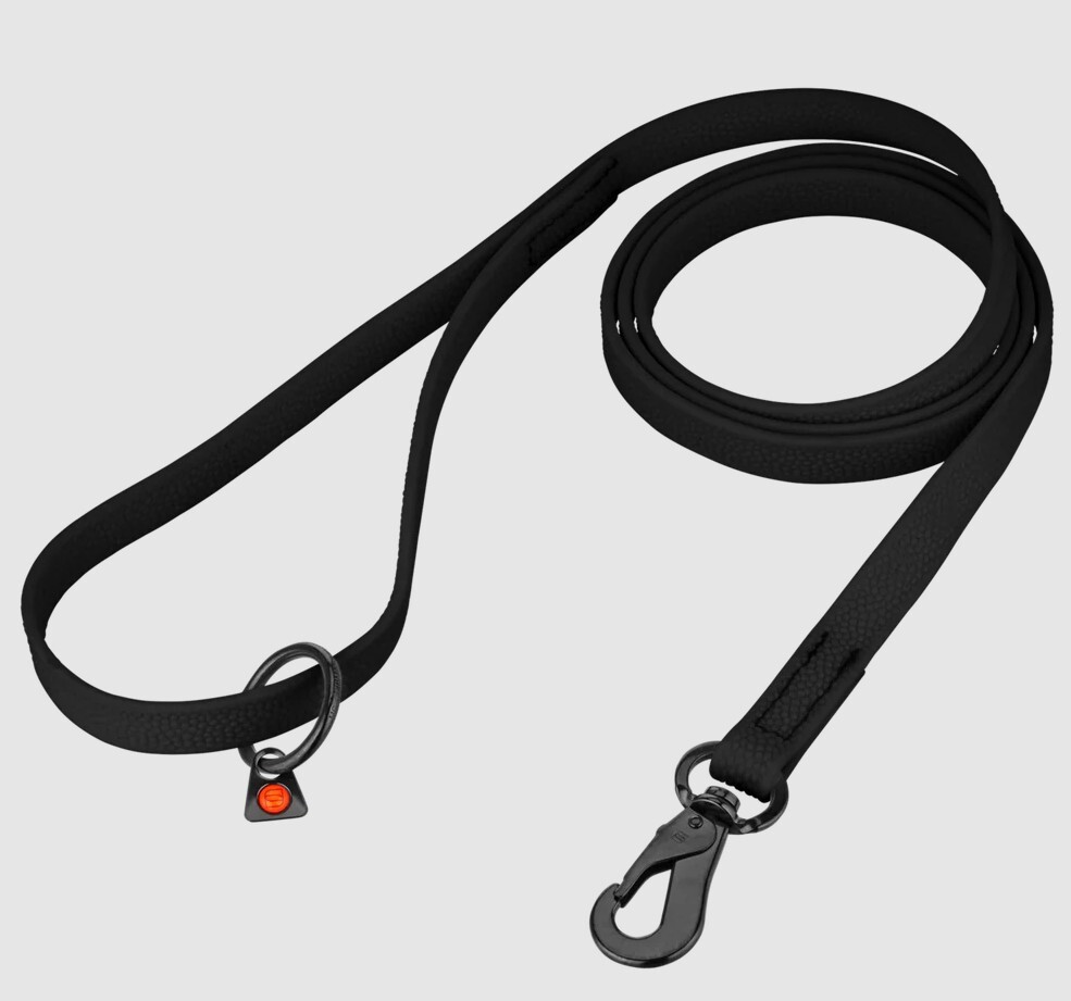 Vodítko FOOTBALLGRIP BIOTHANE s uškom, 16mm/1.5m, nerezová karabína, čierne, HS