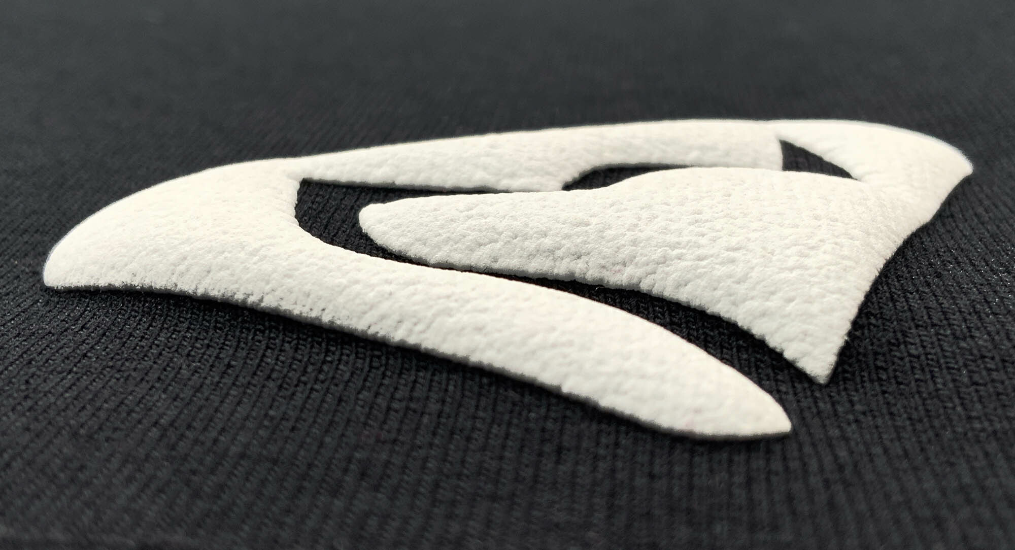 Vesta SIMPLY, pánska, s obliekaním cez hlavu, špeciálna puff potlač, tepláková, bavlna, čierna XXXL