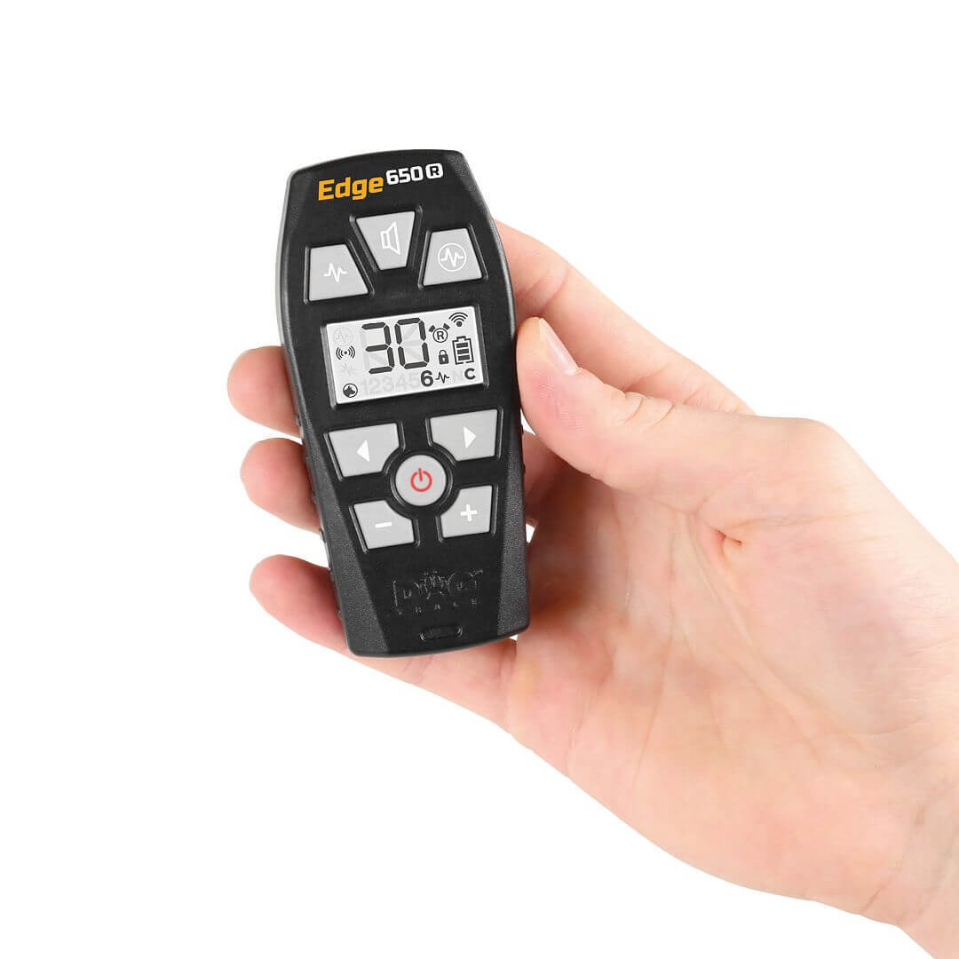 Elektronický obojok EDGE 650R, stredné a väčšie plemená, 2.5cm/max 75cm, čierny, s ovládačom na prst