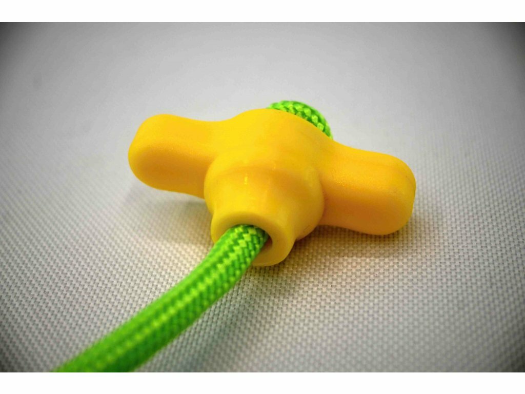 Držiak pre lepší úchop lopty, na šnúrku s priemerom 8mm