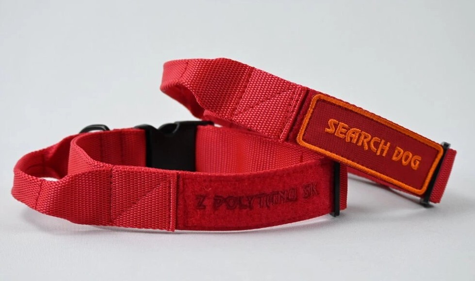 Obojok PATROL RED, 45-60cm, taktický na obranu, suchý zips pre nalepenie nášivky, červený