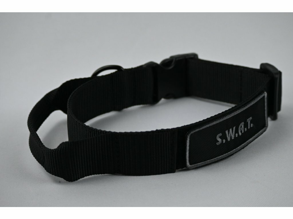 Obojok PATROL BLACK, 45-60cm, taktický na obranu, suchý zips pre nalepenie nášivky, čierny