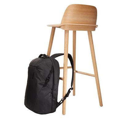 Thule Tact batoh 21 l TACTBP116 - čierny