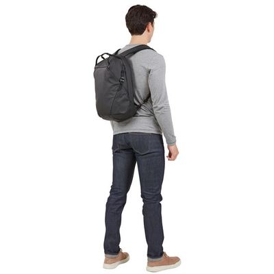 Thule Tact batoh 16 l TACTBP114 - čierny