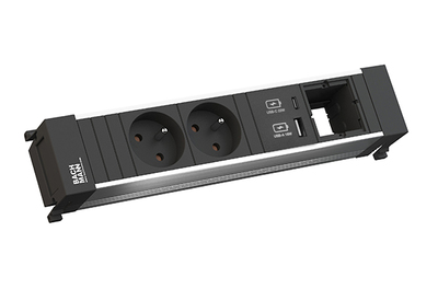 Power Frame 2xUTE zásuvka 230V, 1xCustom modul, 1xnabíjačka 2.15A 2xUSB (USB A + USB C) 22W
