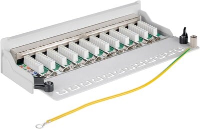 Patch panel 12port cat.5e, tienený s uzemnením, celokovový, montáž na stenu, 1U, sivý