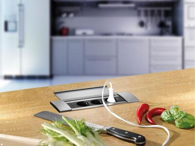Power Frame 2xSCHUKO 230V,nabíjačka (USB A + USB C) 22W, 0.2m kábel 1.5mm², GST18, hliník/čierny