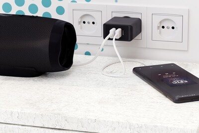 Nabíjačka USB 230V 2port, 2xUSB A, 28W, Quick Charge 3.0, čierna