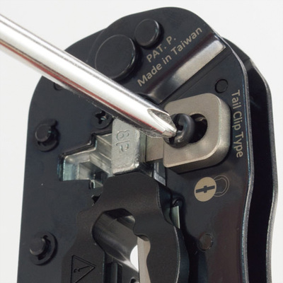 Kliešte krimpovacie na konektor RJ45 (8P8C), s nastavitelnou čeľustou pre konektor na lanko / drôt