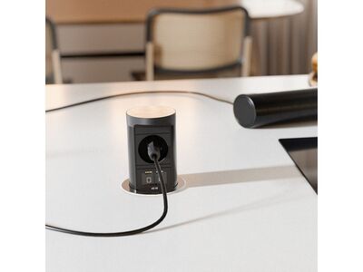 ELEVATOR 1xUTE 230V, Nabíjačka (2xUSB C) 45W, 2m kábel 1.5mm², vidlica CEE7/7, nerezová farba