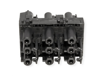 Adaptér GST18 1IN 5 OUT, čierny