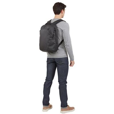 Thule Tact batoh 21 l TACTBP116 - čierny