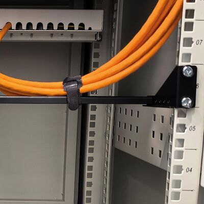 19" Panel vyväzovací, organizér, 1U, kovový, čierny
