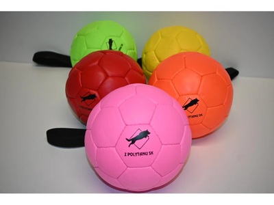 Lopta FUN "futbalová" s priemerom 14cm, s uškom, ekokoža, oranžová