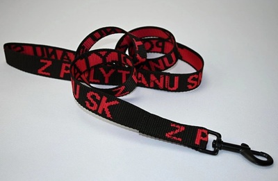 Vodítko s logom Z POLYTANU SK s uškom, 25mm/1.3m, čierna karabína, popruh, čierno-červená