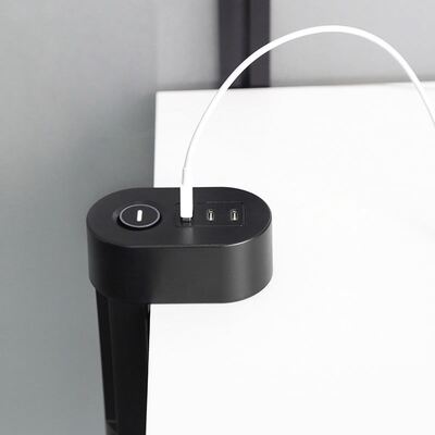 Predlžovačka 2m s 3 zásuvkami na stôl  1.50mm², USB nabíjačka (1x USB A + 1x USB C) 20W, čierna