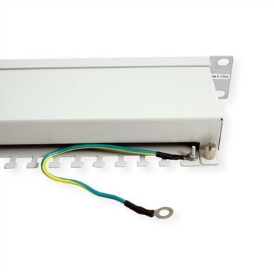 19" Patch panel 24port cat.5e, tienený s uzemnením, celokovový, 1U, sivý