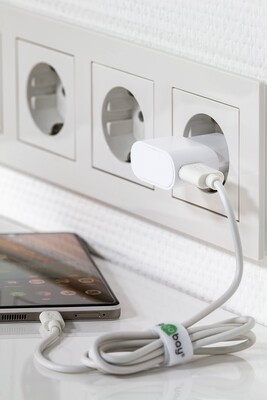Nabíjačka USB 230V 1port, 1xUSB A, 1A, 5W, biela