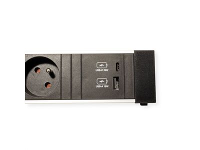 Power Frame 3xUTE 230V, nabíjačka (USB A + USB C), 0.2m kábel 1.5mm², GST18, hliník/čierny
