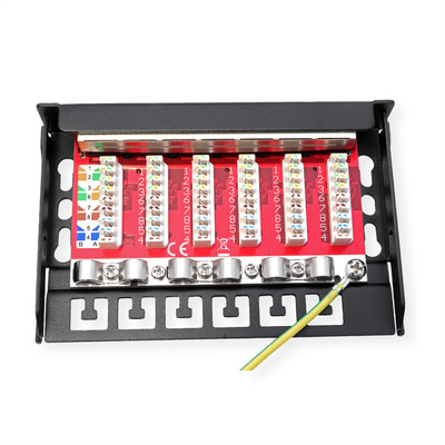 Patch panel 8port cat.6a, tienený s uzemnením, celokovový, montáž na stenu, 0.5U, čierny