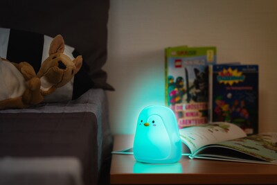 Nočná LED lampa "Tučniak", rôzne režimy svietenia, RGB farby, nabíjacia (USB C)