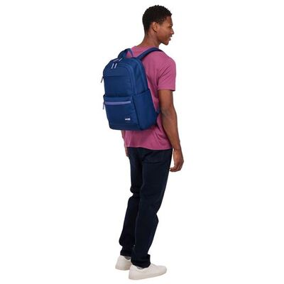 Case Logic Uplink batoh z recyklovaného materiálu 26 l CCAM3216 - námornícka modrá