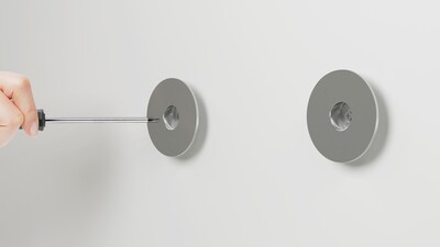 Držiak pre TV 32-55" na stenu, max 50kg, profil 15mm, VESA až 800x600mm, čierny
