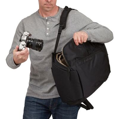 Thule Covert™ fotobatoh 24 L TCDK224 - čierny
