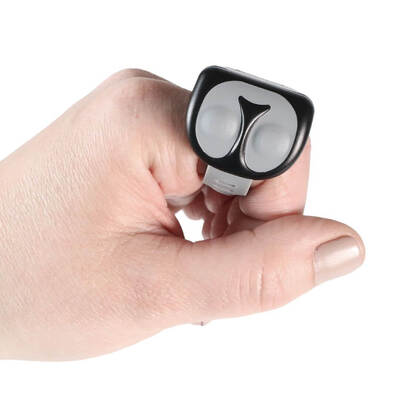 Elektronický obojok EDGE 650R, stredné a väčšie plemená, 2.5cm/max 75cm, čierny, s ovládačom na prst