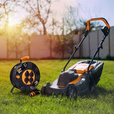 Predlžovačka bubon 50m s 4 zásuvkami, 1.50mm², tepelná poistka, vode odolná ochrana: IP44, čierna